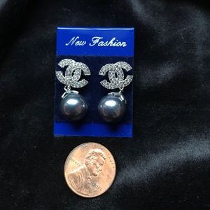 Crystal Pearl CC Drop Earrings